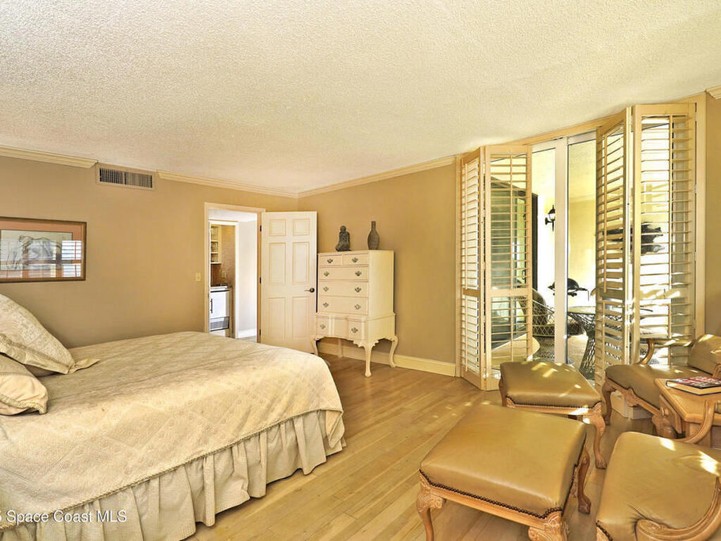830 N Atlantic Avenue, Cocoa Beach, FL 32931