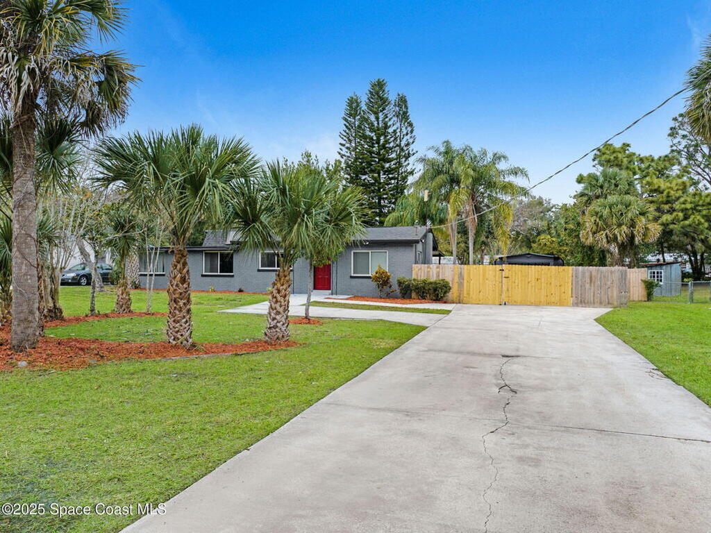 4114 W Main Street, Mims, FL 32754
