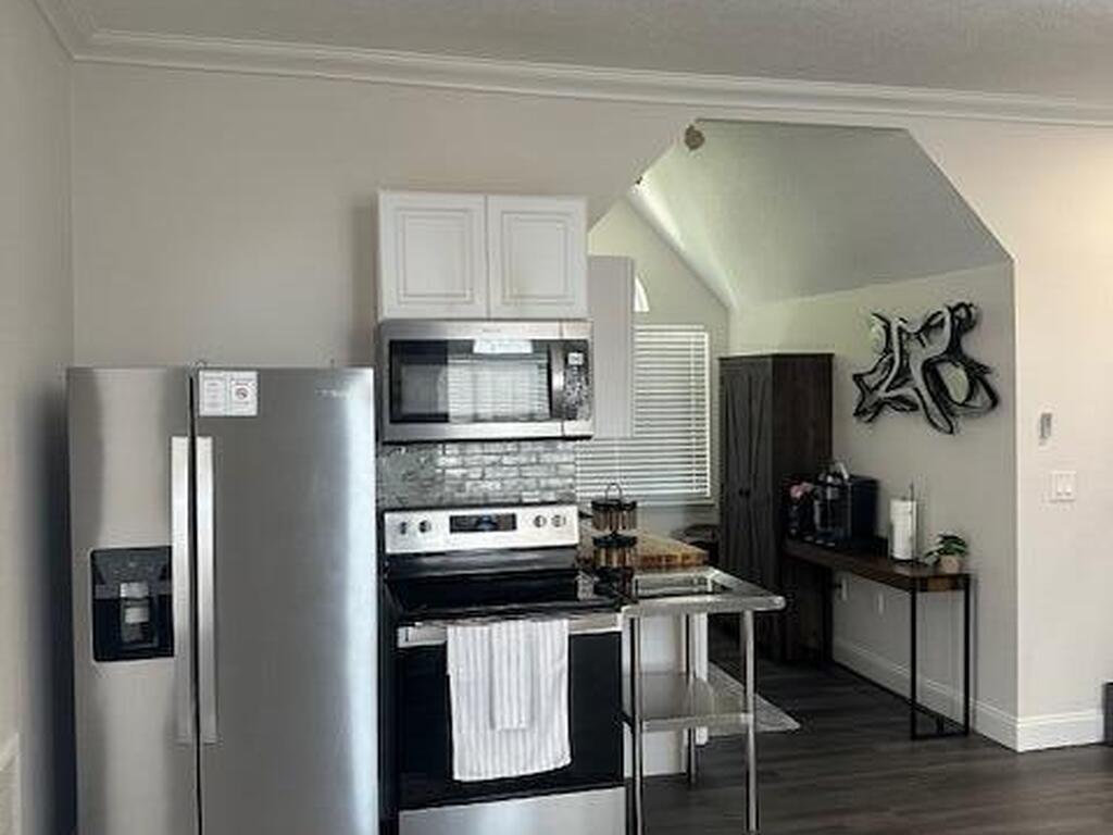 1415 N Atlantic Avenue, Cocoa Beach, FL 32931