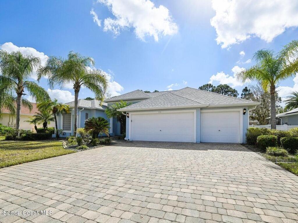 115 Ridgemont Circle, Palm Bay, FL 32909