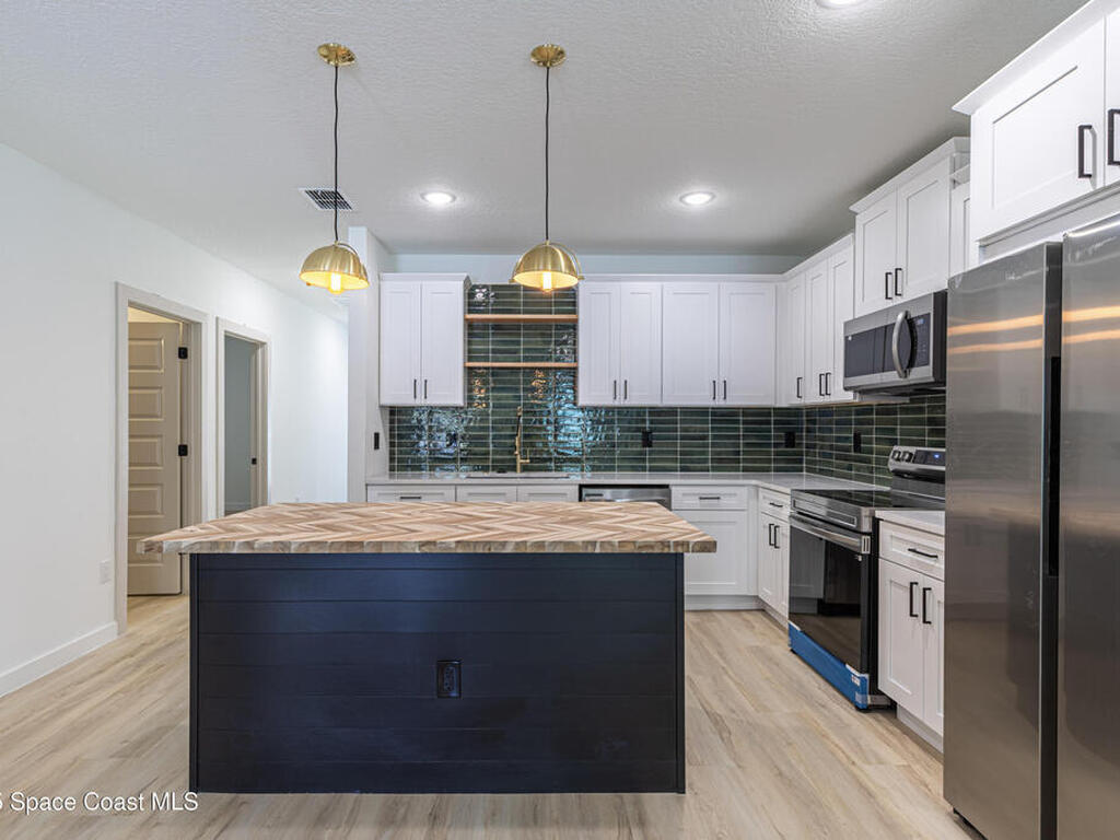 1605 Espejo Street, Palm Bay, FL 32909