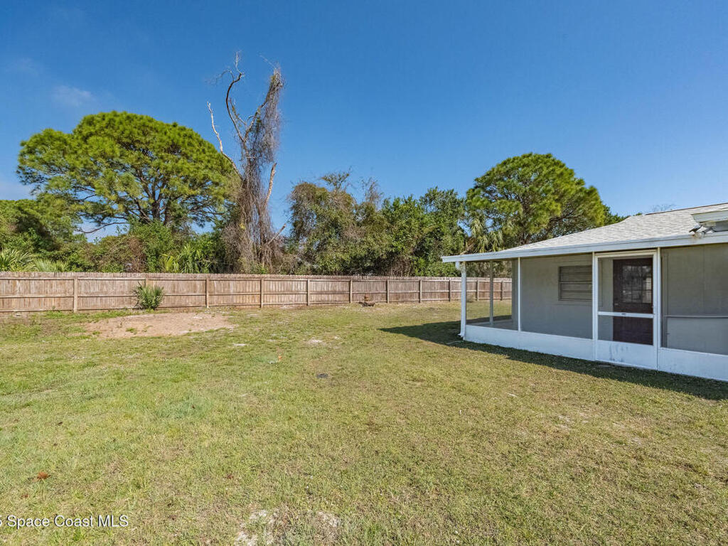 3744 N Sherwood Circle, Cocoa, FL 32926