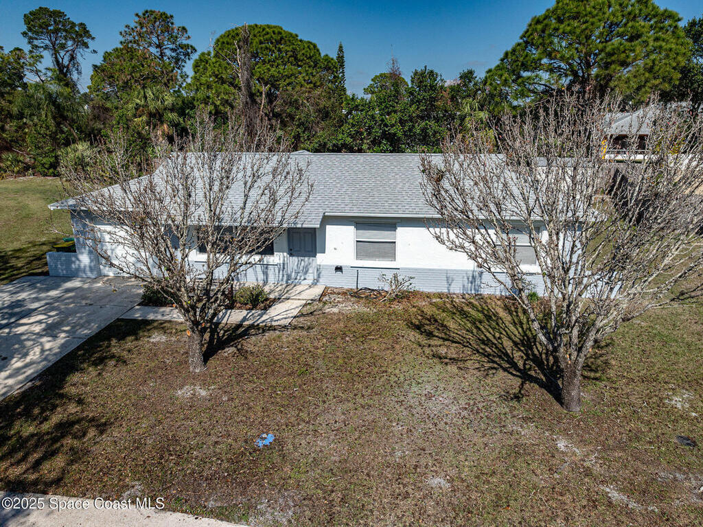 3744 N Sherwood Circle, Cocoa, FL 32926