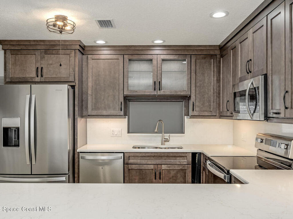 3744 N Sherwood Circle, Cocoa, FL 32926