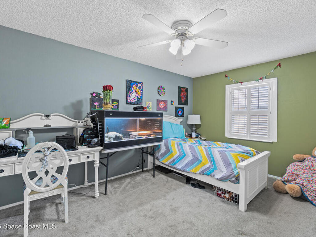 2430 Oakcrest Lane, Melbourne, FL 32904