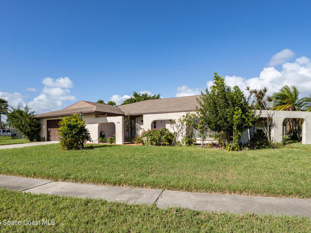 690 Pebble Beach Avenue, Palm Bay, FL 32905