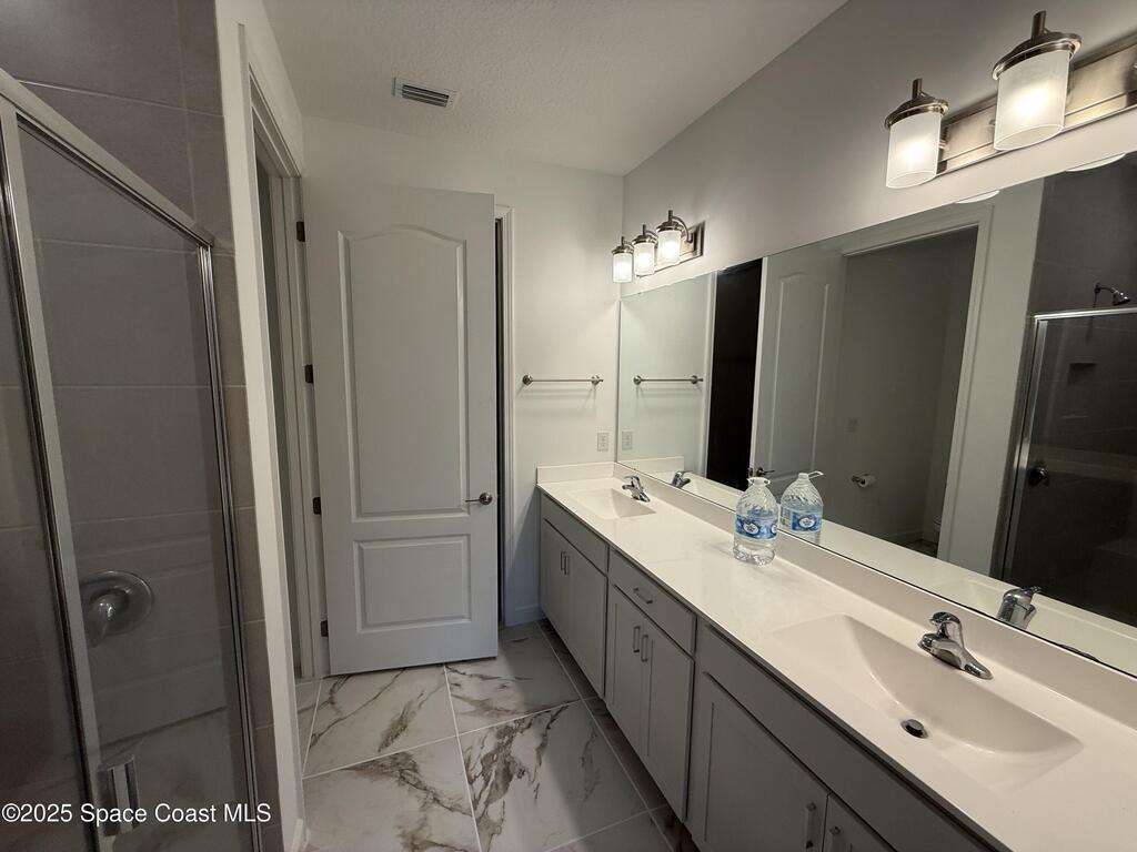 2490 Treasure Cay Lane, Melbourne, FL 32940