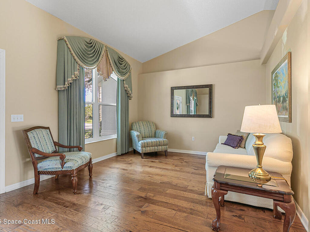 2463 Woodfield Circle, Melbourne, FL 32904