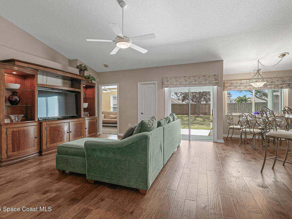2463 Woodfield Circle, Melbourne, FL 32904