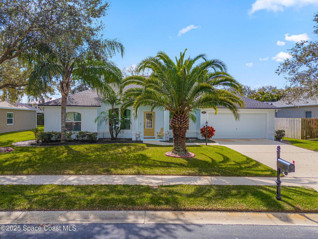 2463 Woodfield Circle, Melbourne, FL 32904