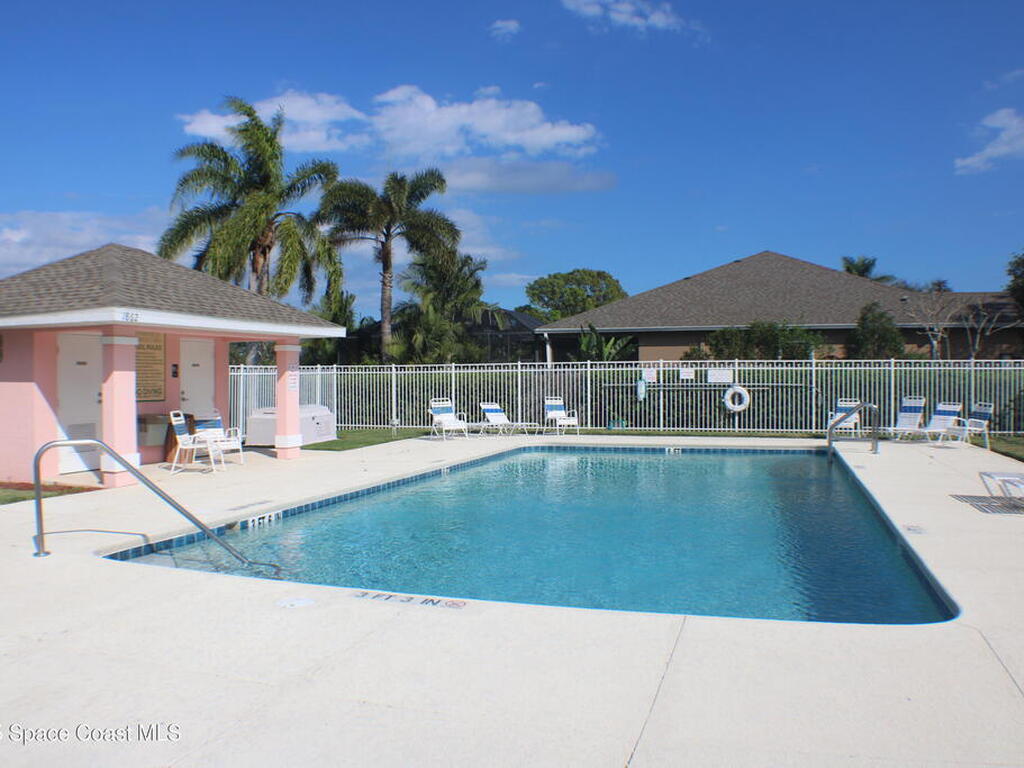 2463 Woodfield Circle, Melbourne, FL 32904