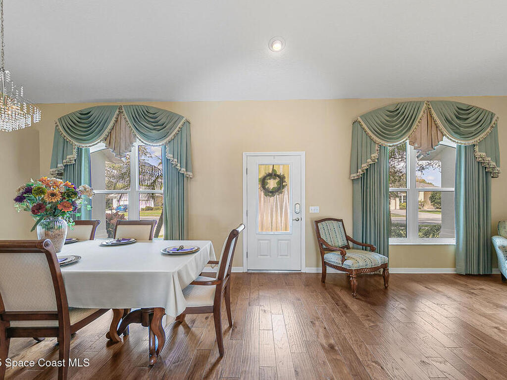 2463 Woodfield Circle, Melbourne, FL 32904