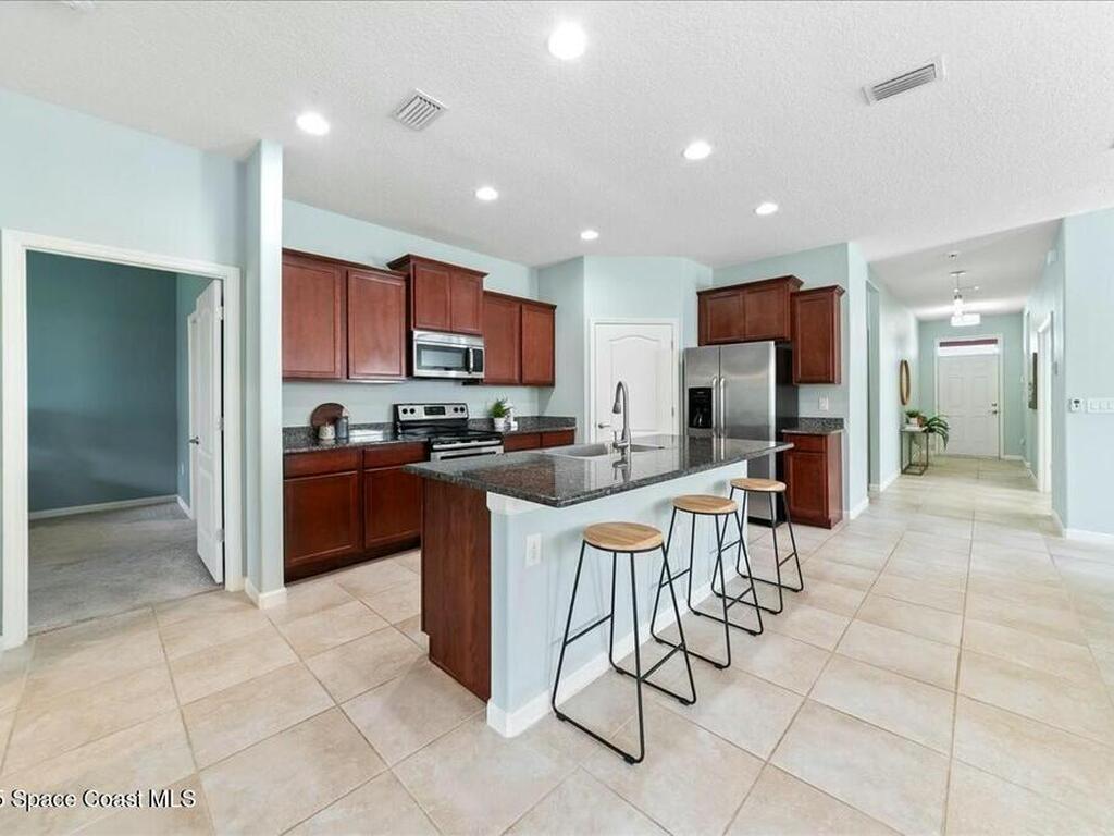 532 Sedges Avenue, West Melbourne, FL 32904