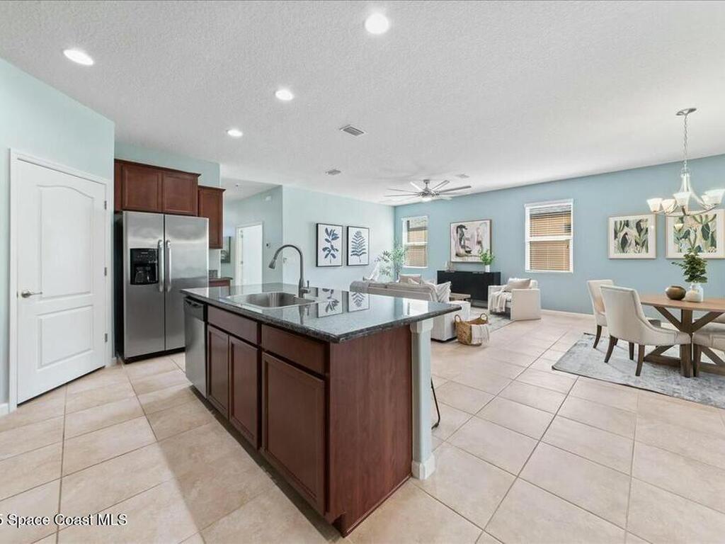 532 Sedges Avenue, West Melbourne, FL 32904
