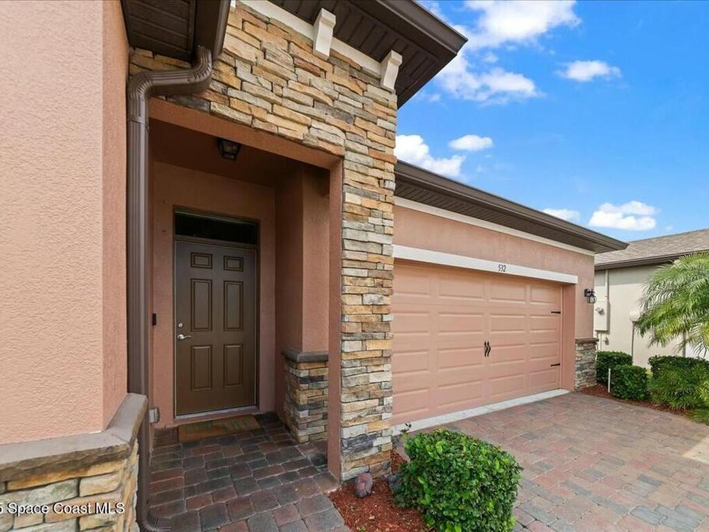 532 Sedges Avenue, West Melbourne, FL 32904