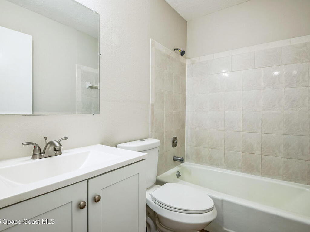 2621 Corbusier Drive, Melbourne, FL 32935