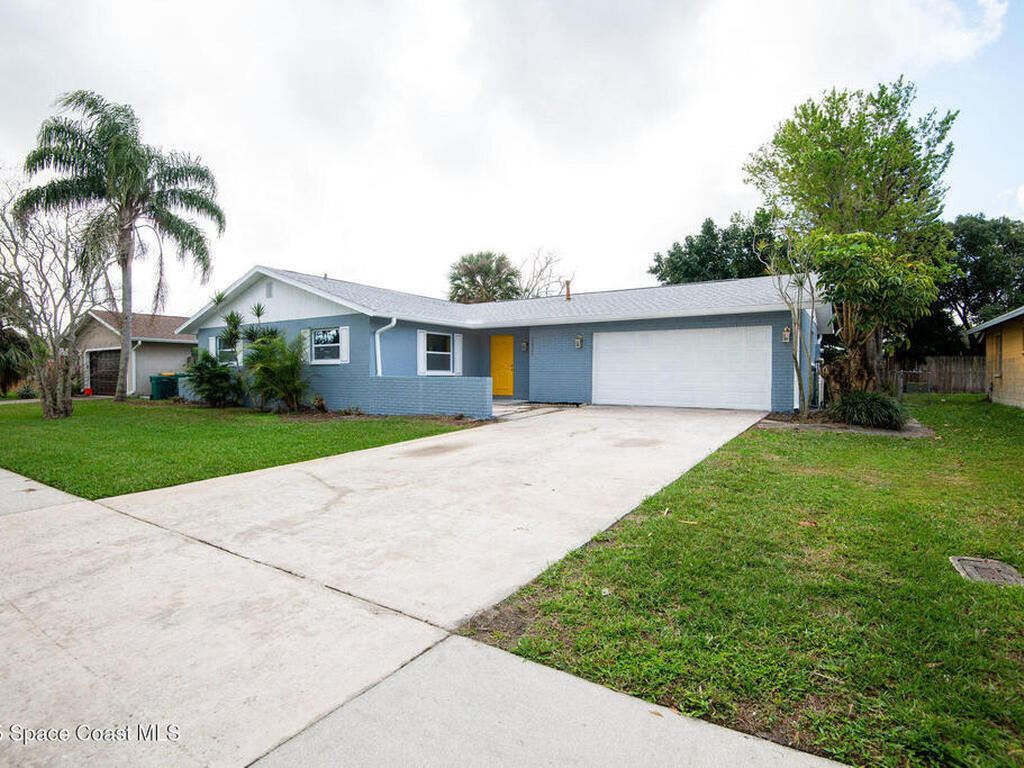 2621 Corbusier Drive, Melbourne, FL 32935
