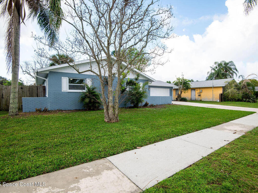 2621 Corbusier Drive, Melbourne, FL 32935
