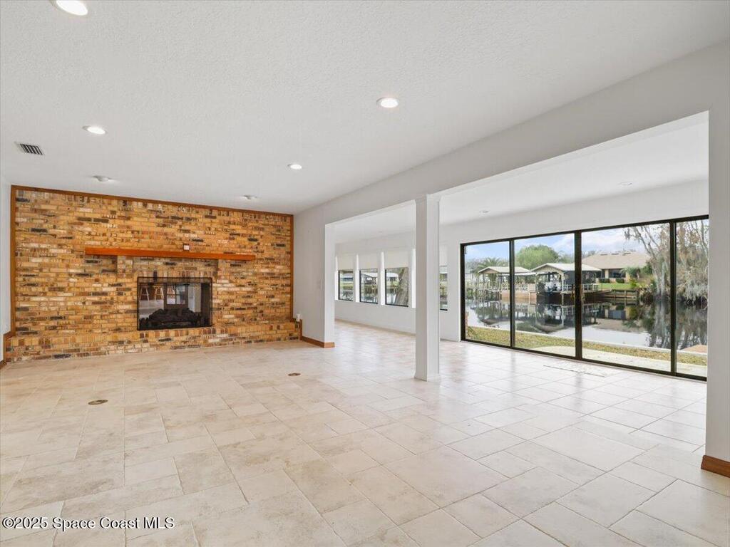 1610 Yellow Brick Road, Astor, FL 32102