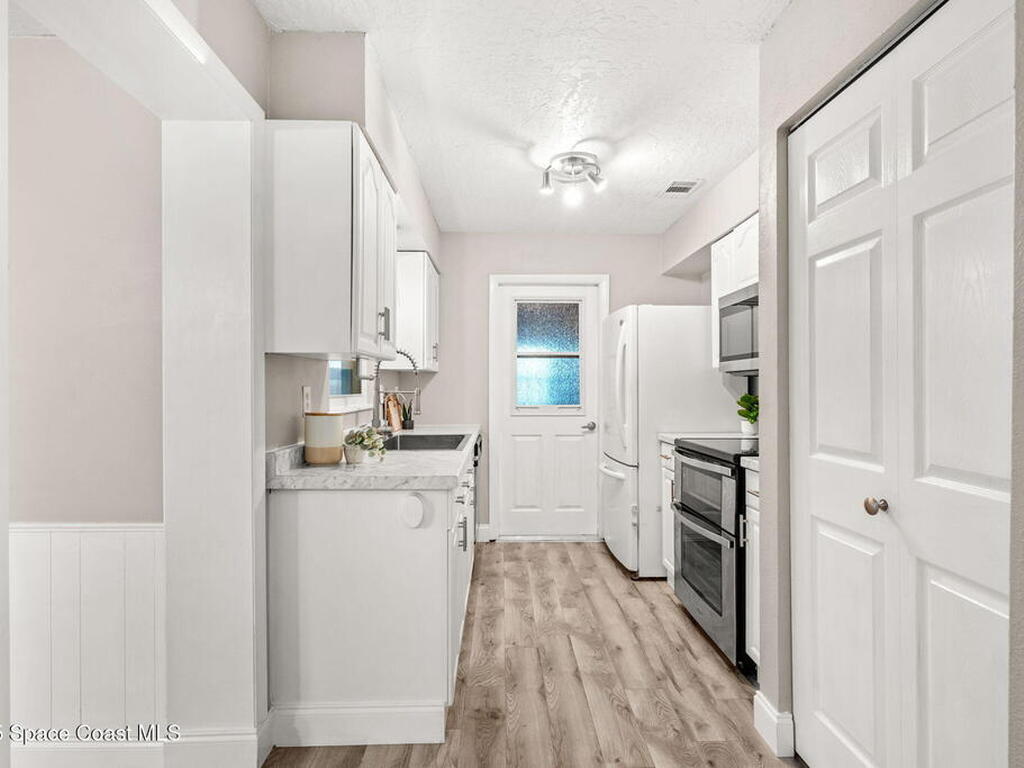 569 Sylvia Road, Melbourne, FL 32904