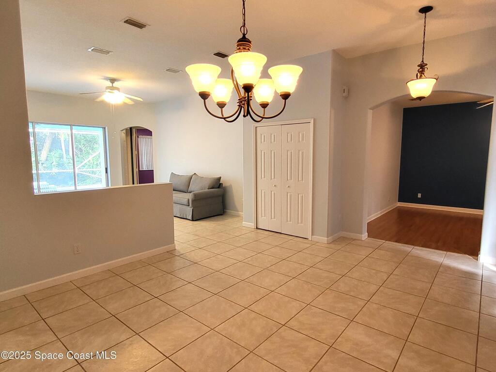 5105 E 1st Square, Vero Beach, FL 32968