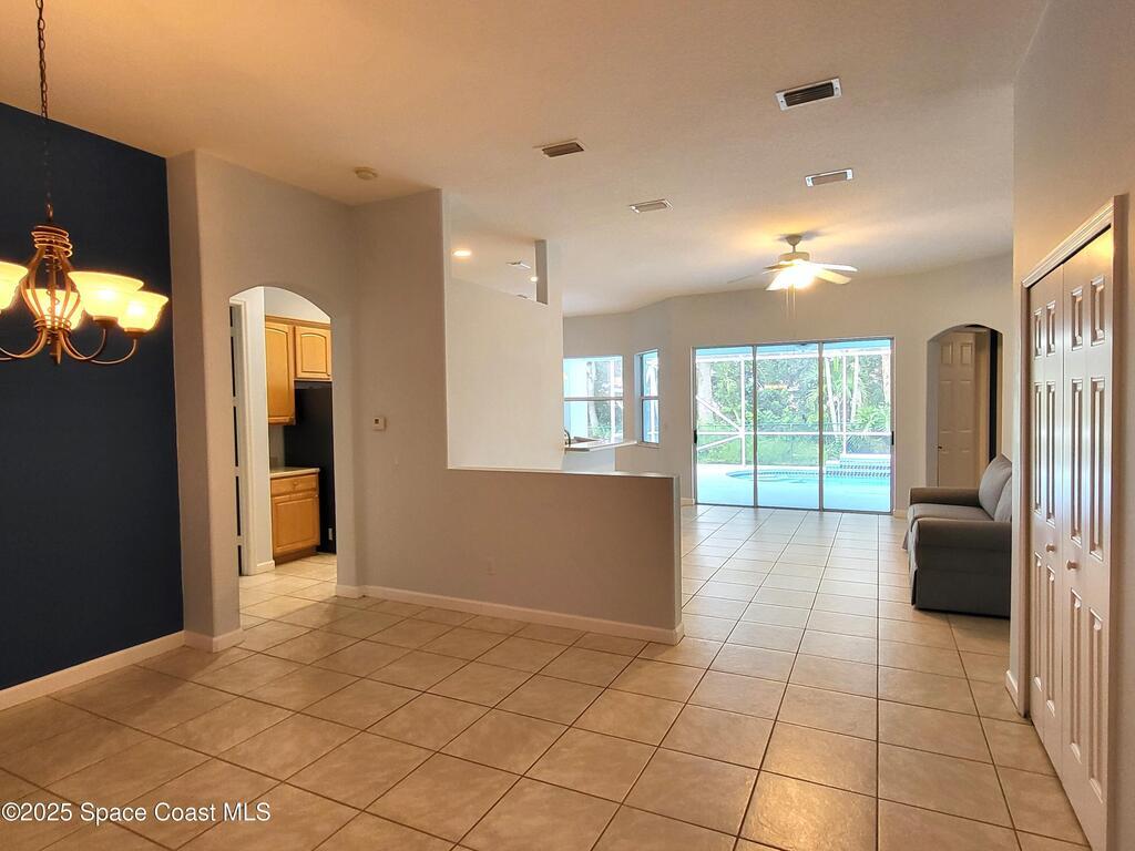 5105 E 1st Square, Vero Beach, FL 32968
