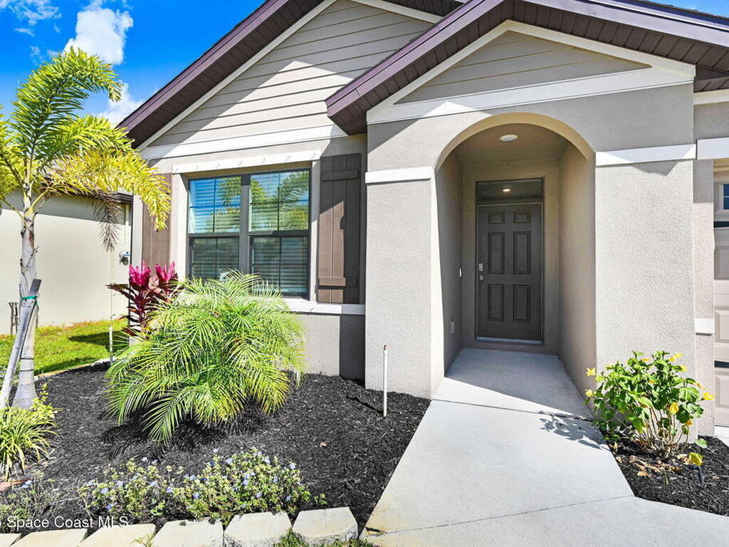 201 Bubbling Lane, Palm Bay, FL 32907