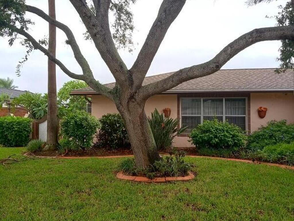 176 Sand Dollar Road, Indialantic, FL 32903