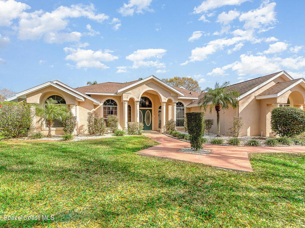 11341 Alameda Sandra Drive, Clermont, FL 34711