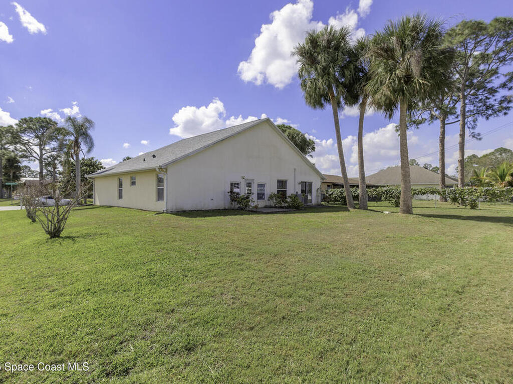 207 Alcantarra Street, Palm Bay, FL 32907