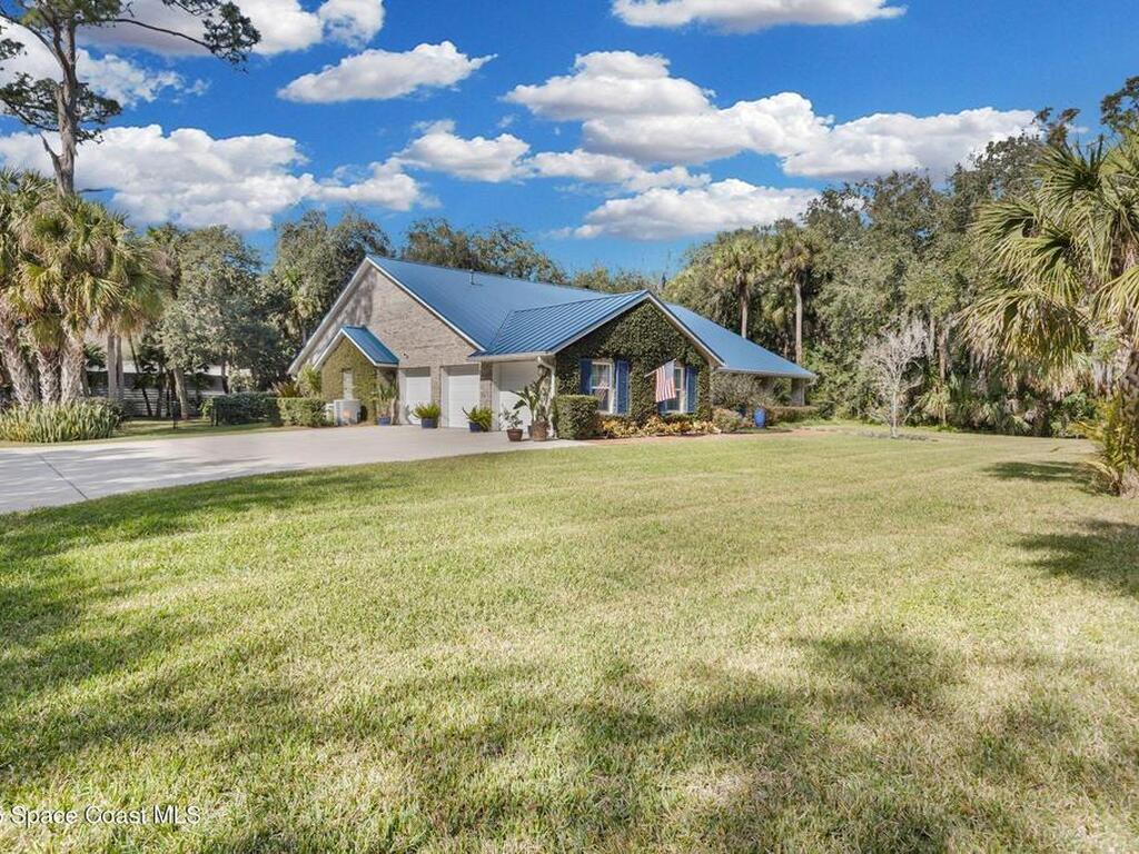 1059 N Range Road, Cocoa, FL 32926