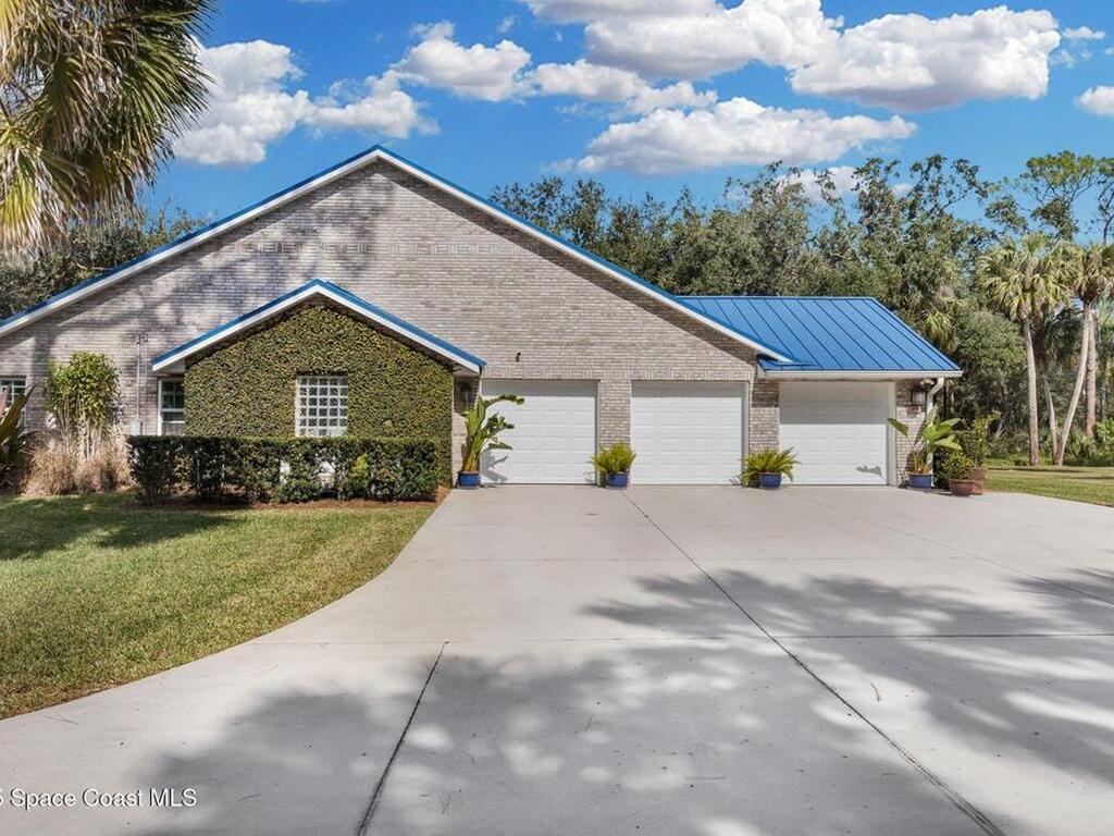1059 N Range Road, Cocoa, FL 32926