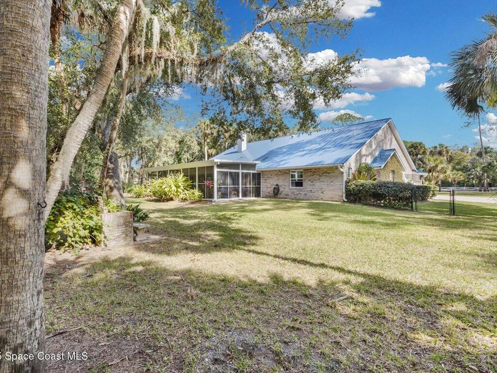 1059 N Range Road, Cocoa, FL 32926