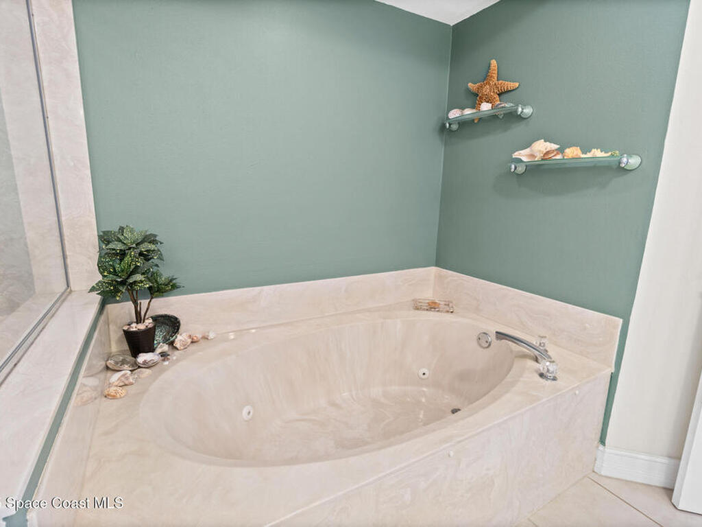 8470 Ridgewood Avenue, Cape Canaveral, FL 32920