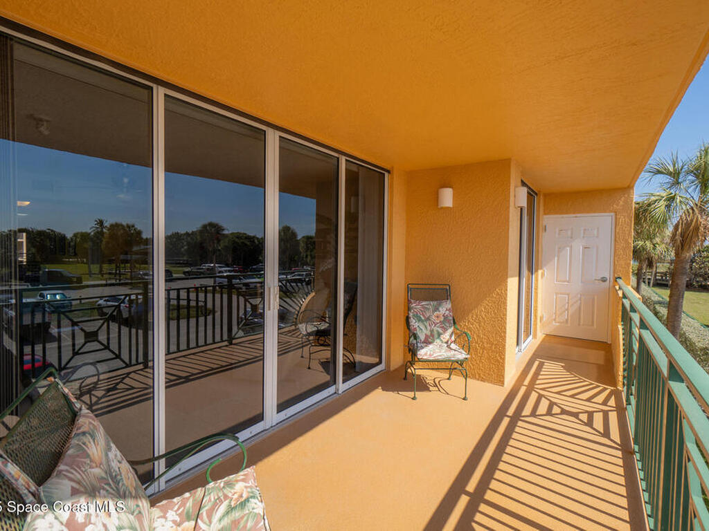 8470 Ridgewood Avenue, Cape Canaveral, FL 32920