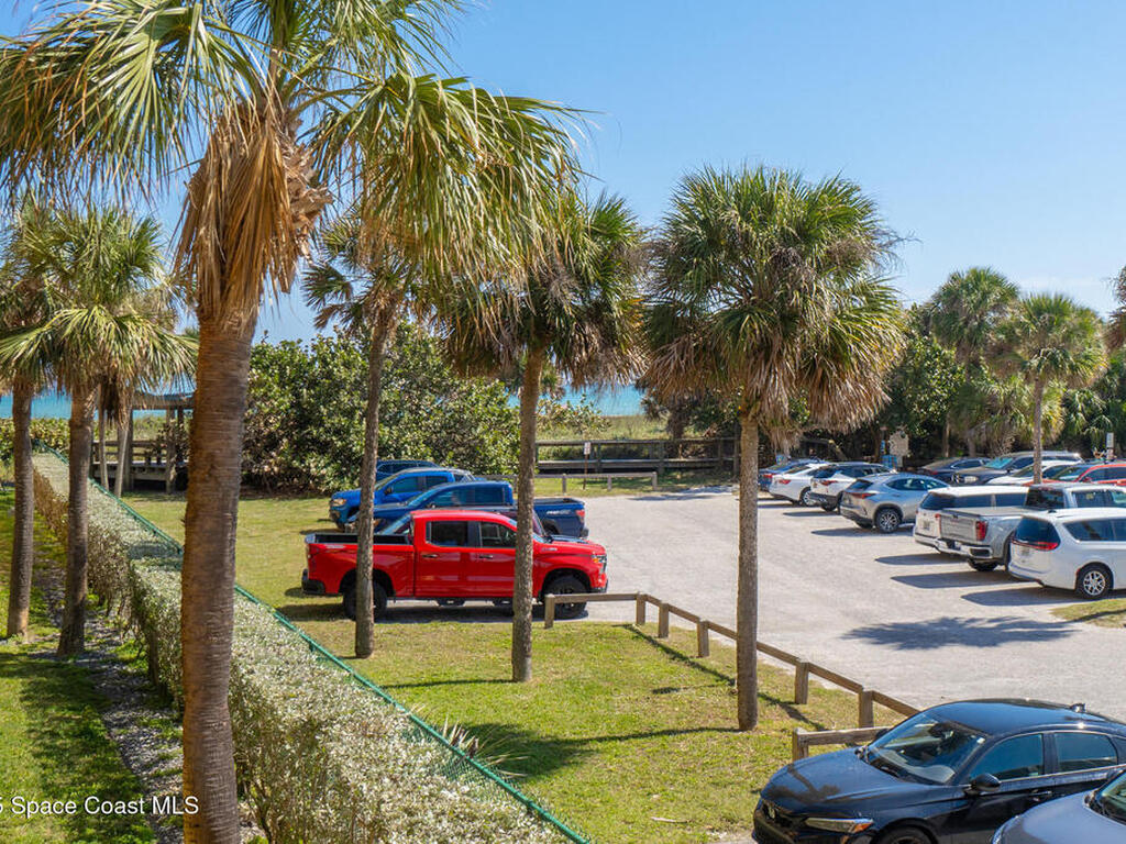 8470 Ridgewood Avenue, Cape Canaveral, FL 32920