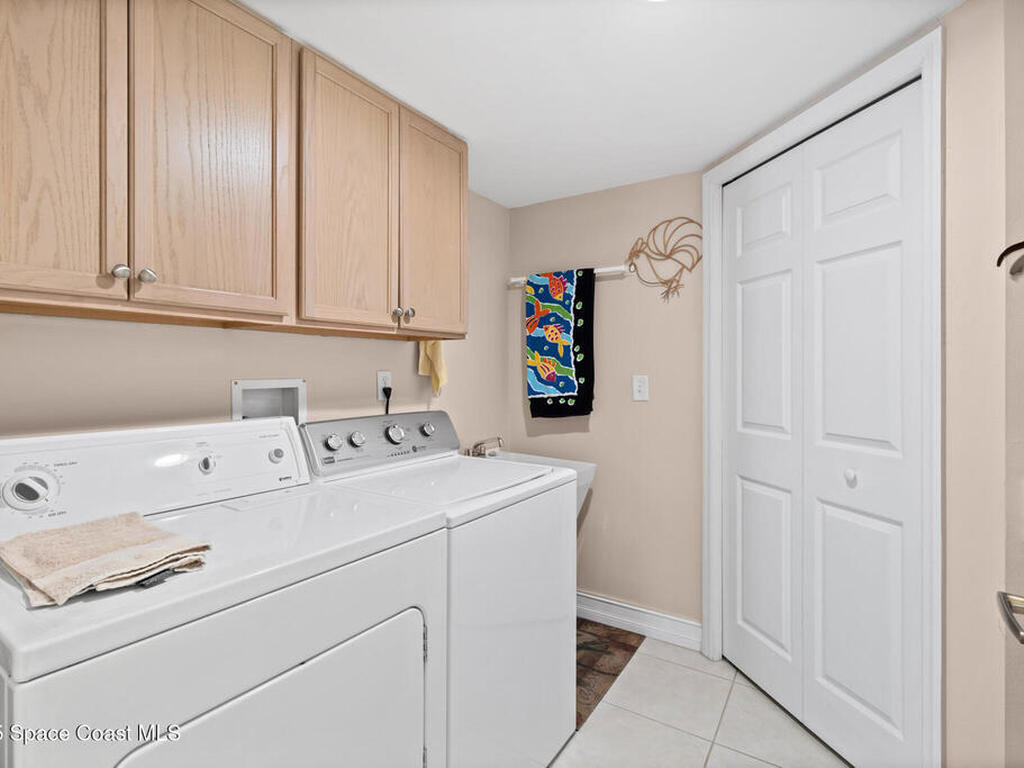 8470 Ridgewood Avenue, Cape Canaveral, FL 32920