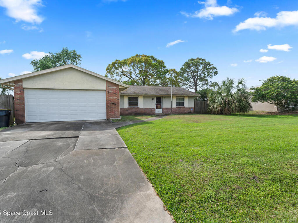 741 Fairhaven Street, Palm Bay, FL 32907