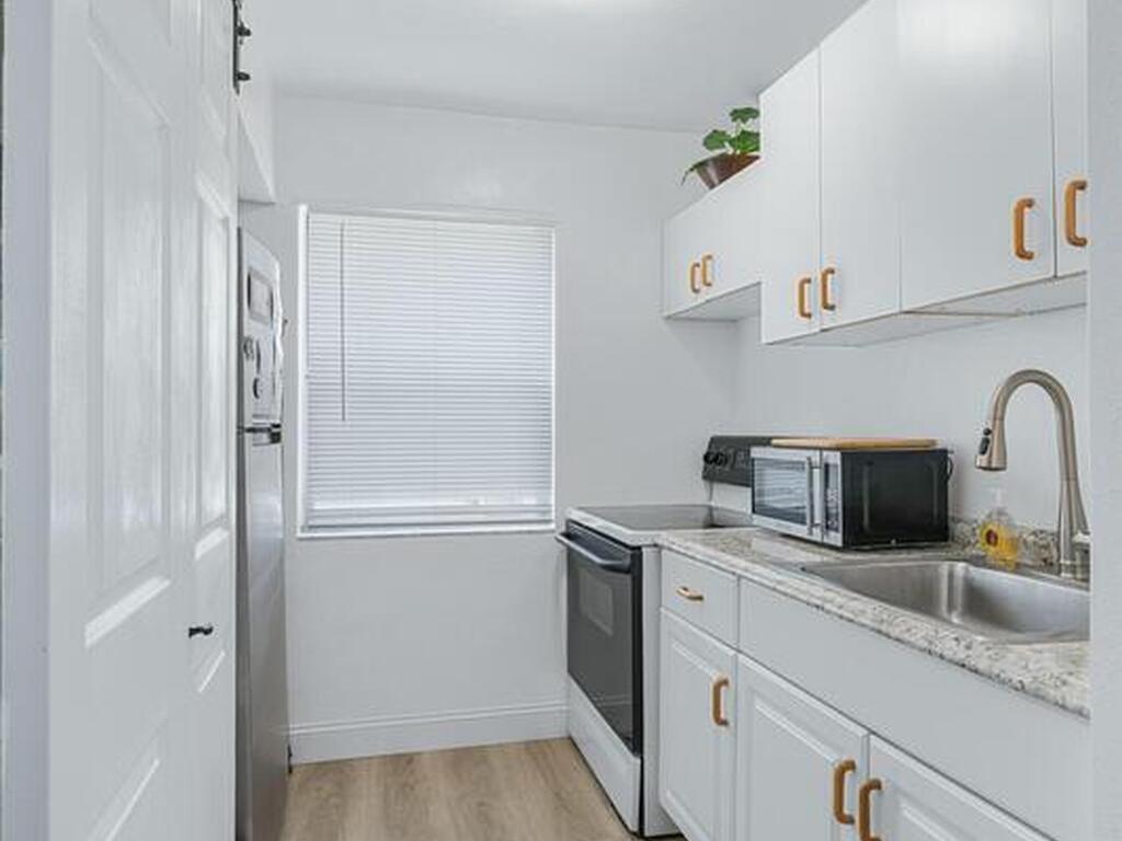 202 Caroline Street, Cape Canaveral, FL 32920