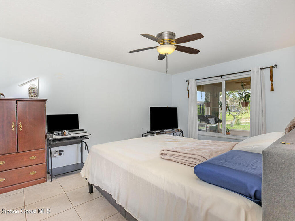 332 Summers Creek Drive, Merritt Island, FL 32952