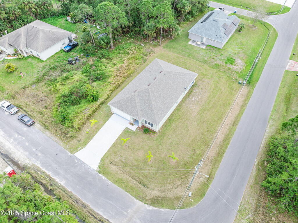 598 Lamon Street, Palm Bay, FL 32908