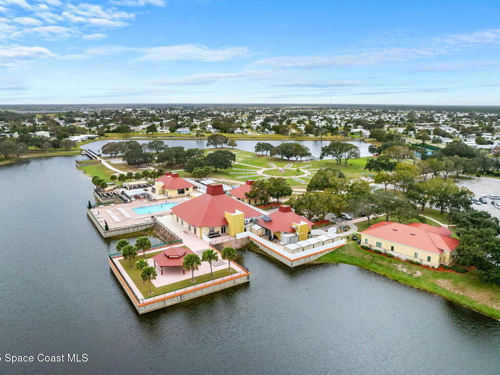 944 Thrush Circle, Barefoot Bay, FL 32976