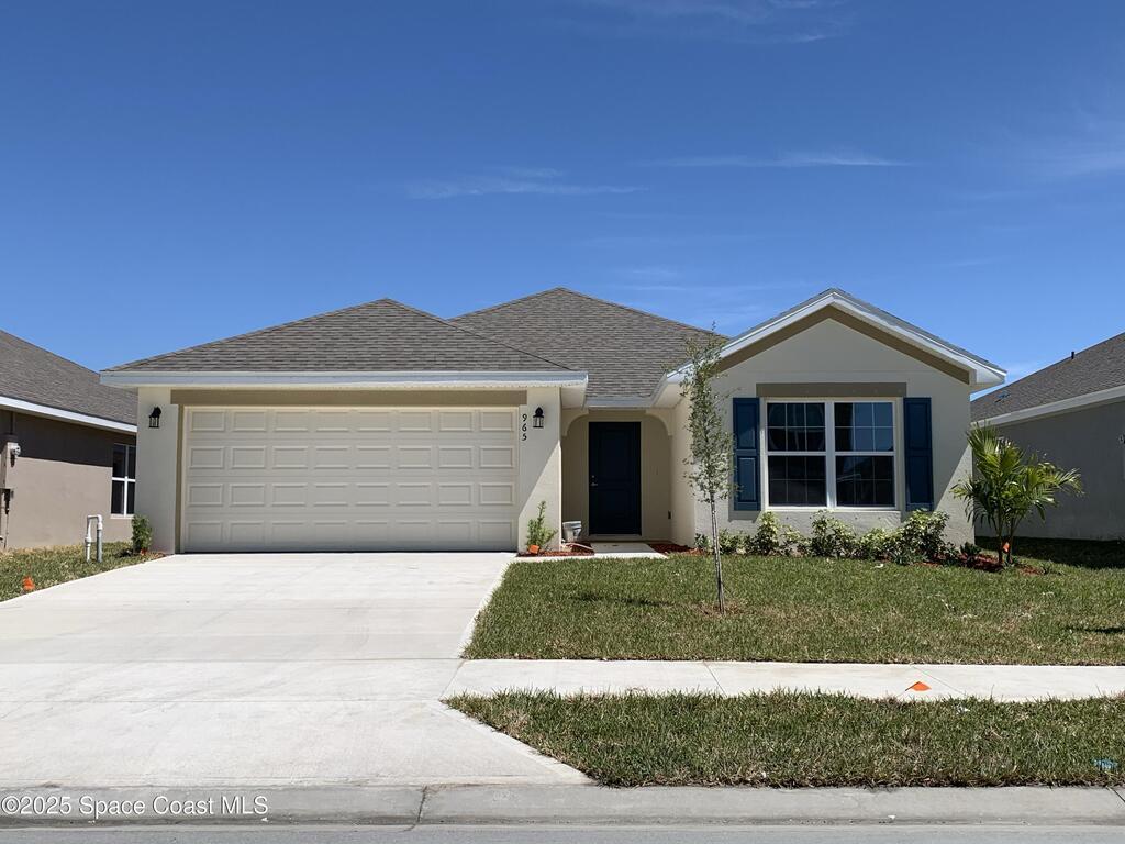 965 NW Kylar Drive, Palm Bay, FL 32907