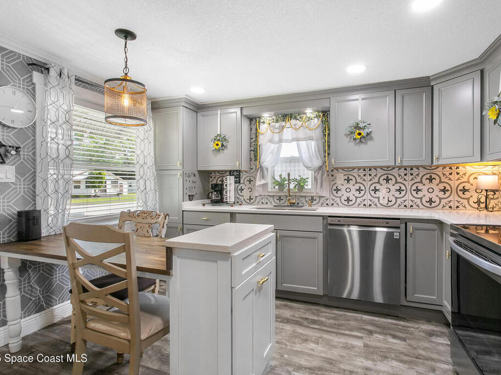 1422 Indiana Ave Avenue, St. Cloud, FL 34769