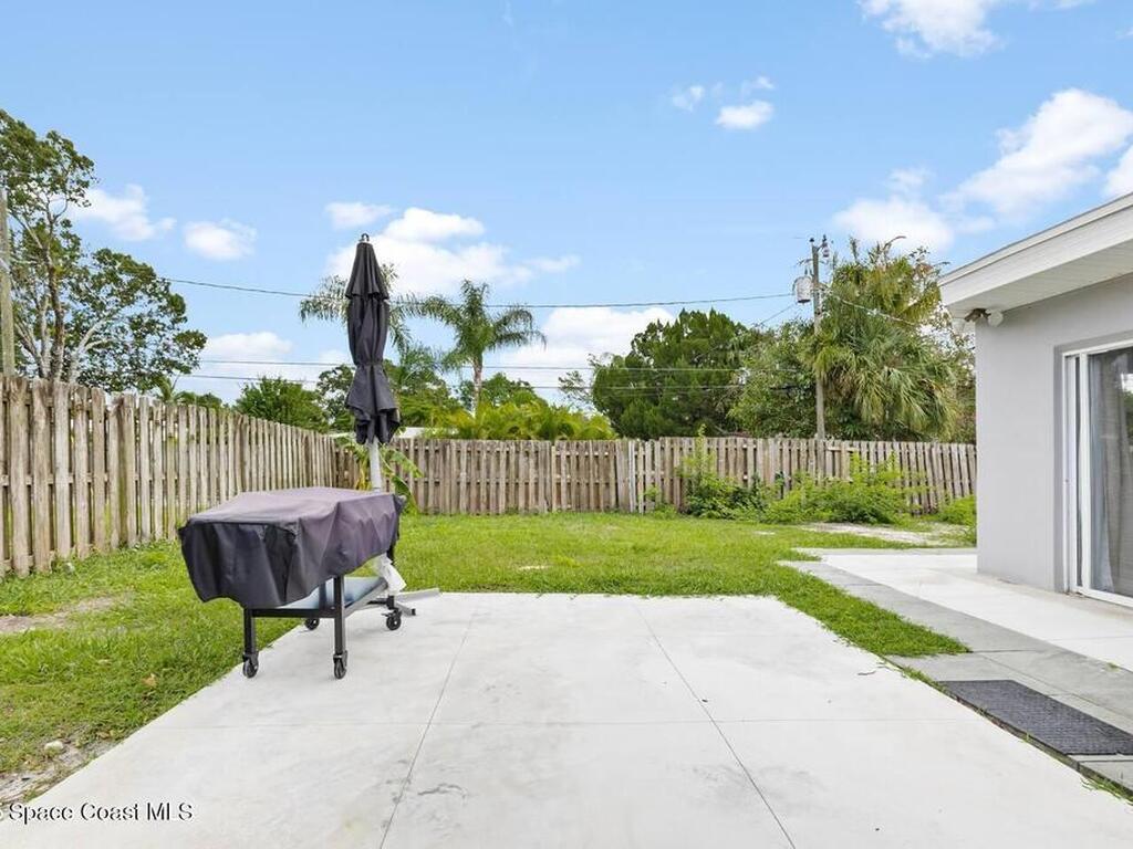 2415 Dunbar Avenue, Melbourne, FL 32901