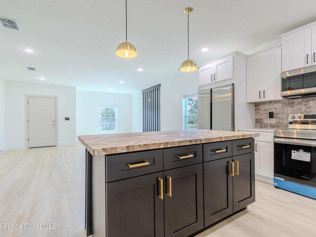 1613 Chamorro Street, Palm Bay, FL 32909