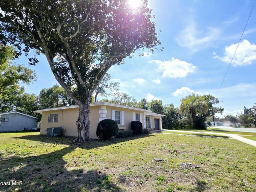 1585 Providence Boulevard, Deltona, FL 32725