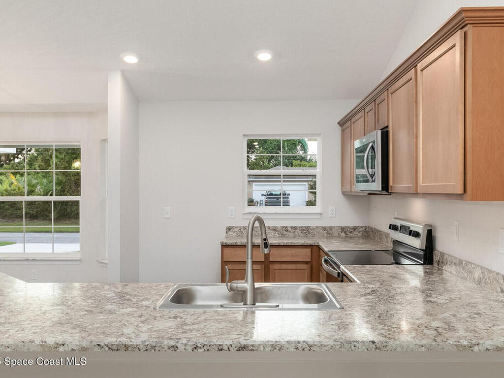 742 Tejon Avenue, Palm Bay, FL 32908