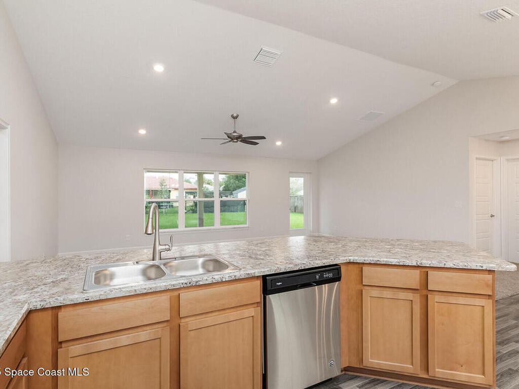 742 Tejon Avenue, Palm Bay, FL 32908