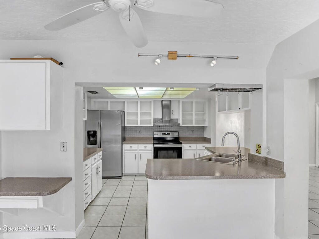 2070 Mona Court, Merritt Island, FL 32952